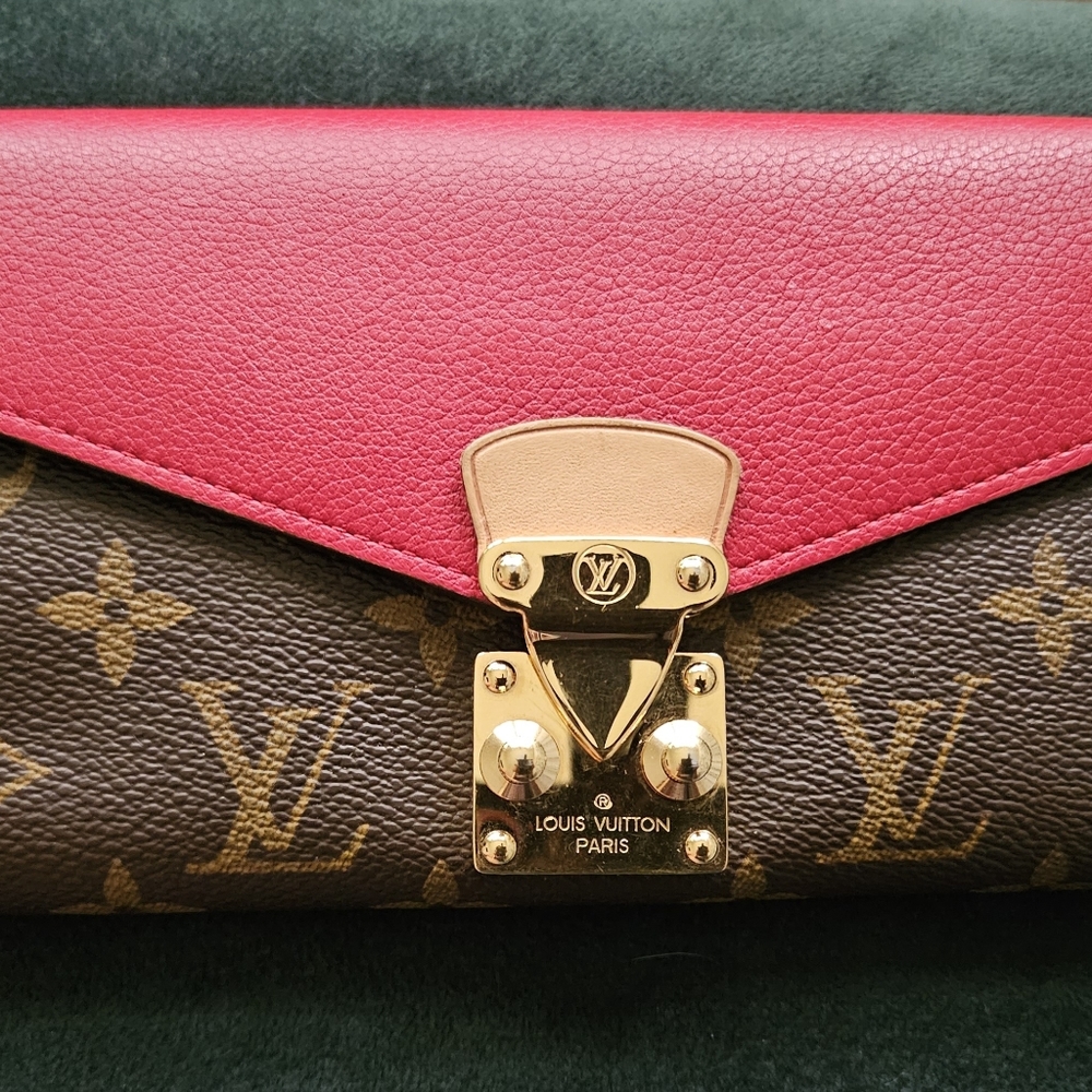 Louis Vuiton Monogram Canvas Pallas Wallet - AUTHENTIC
